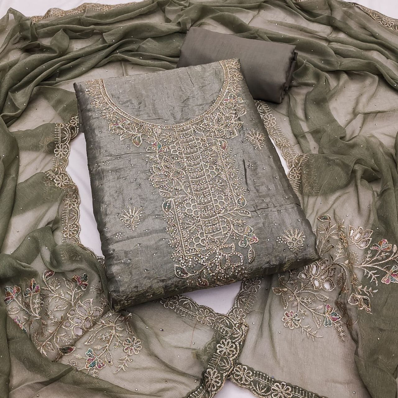 Suit salwar ( unstitched/ semi-stitched )&nbsp;