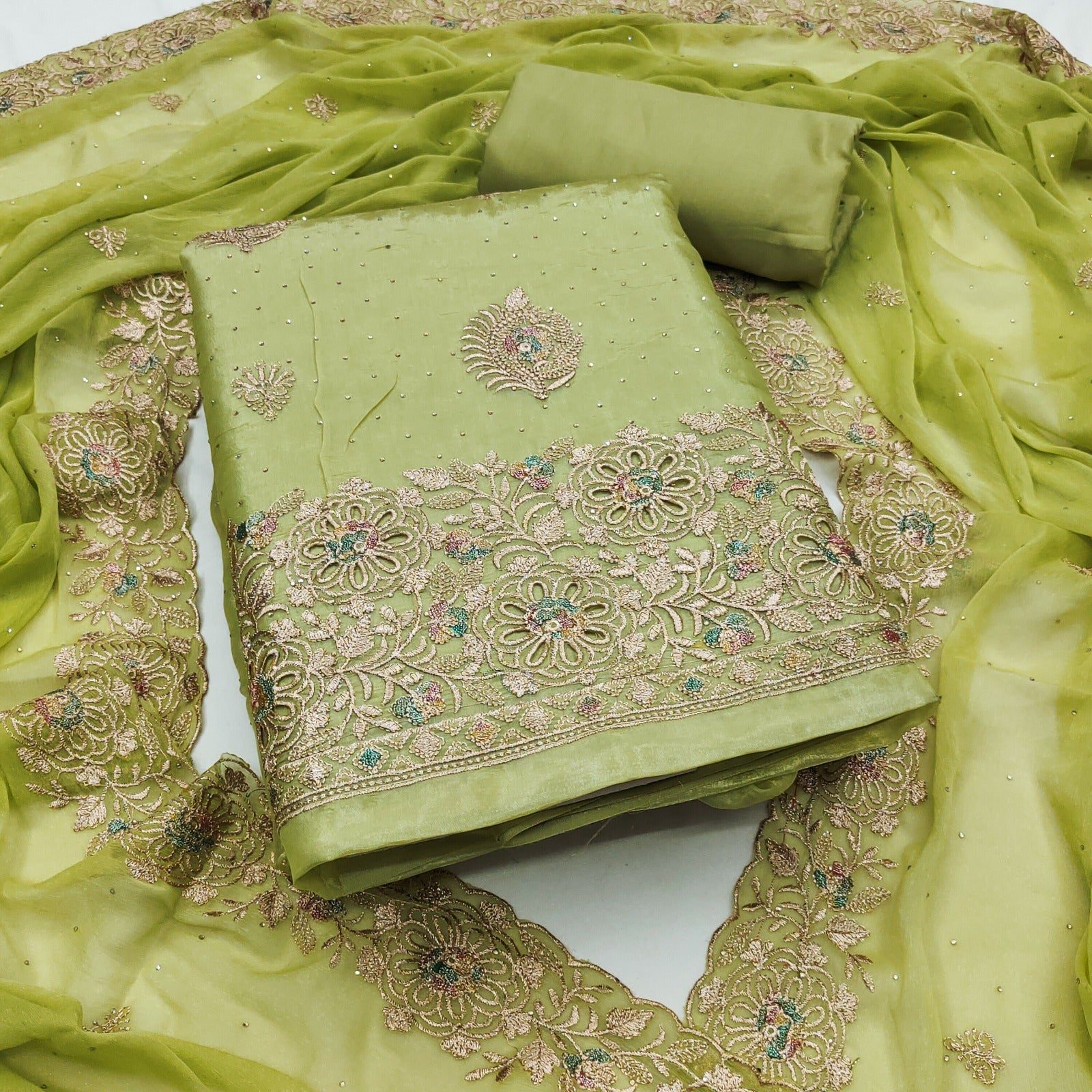 suit salwar Top , bottom, duppata and inner set