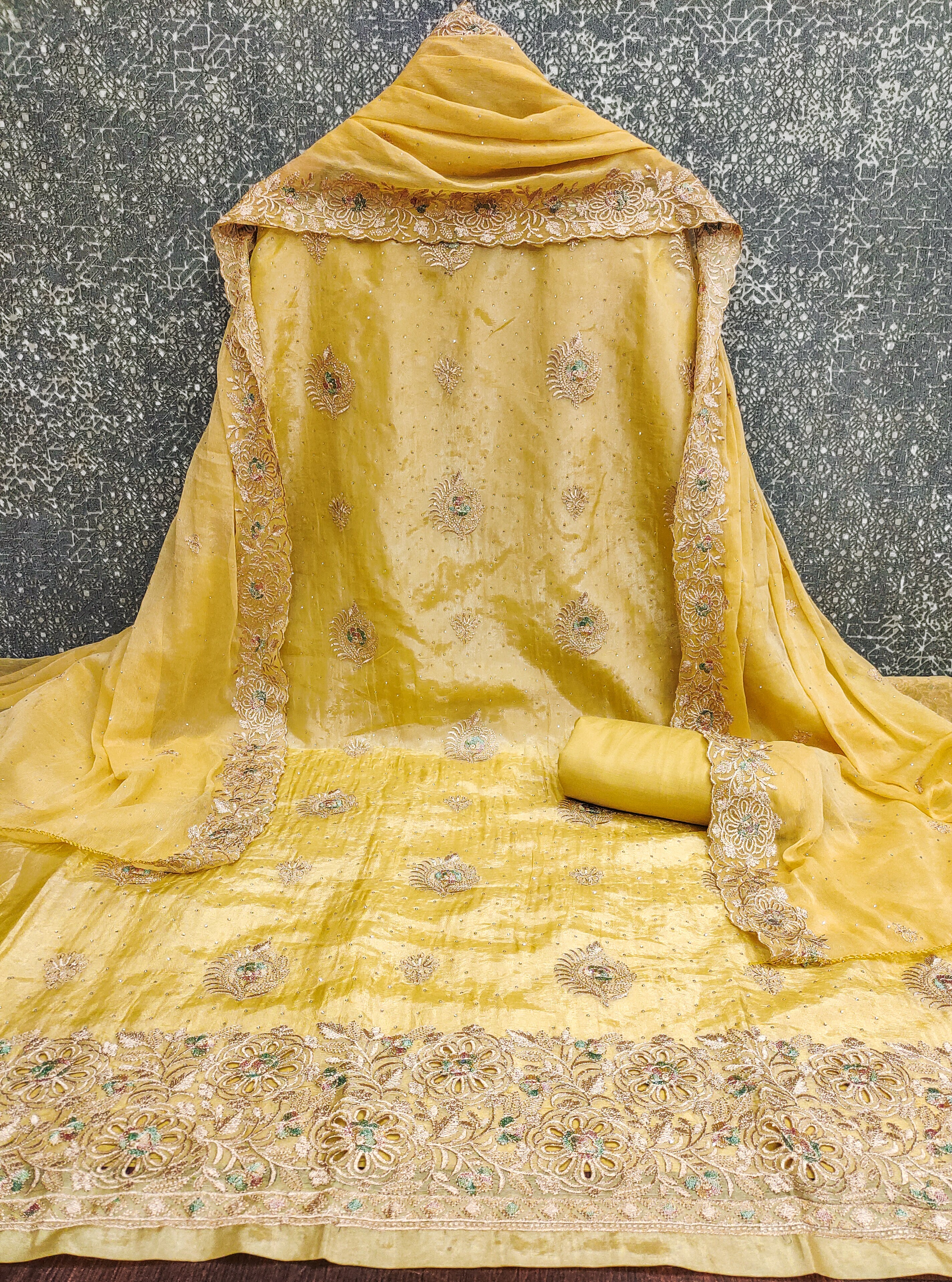 suit salwar Top , bottom, duppata and inner set